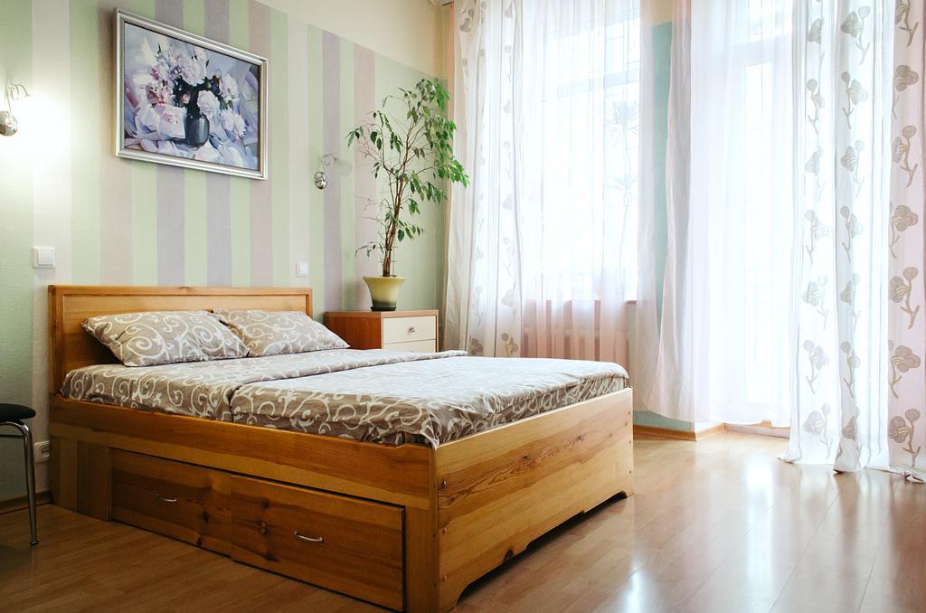 Hvylevogo Street Apartment Харков Екстериор снимка